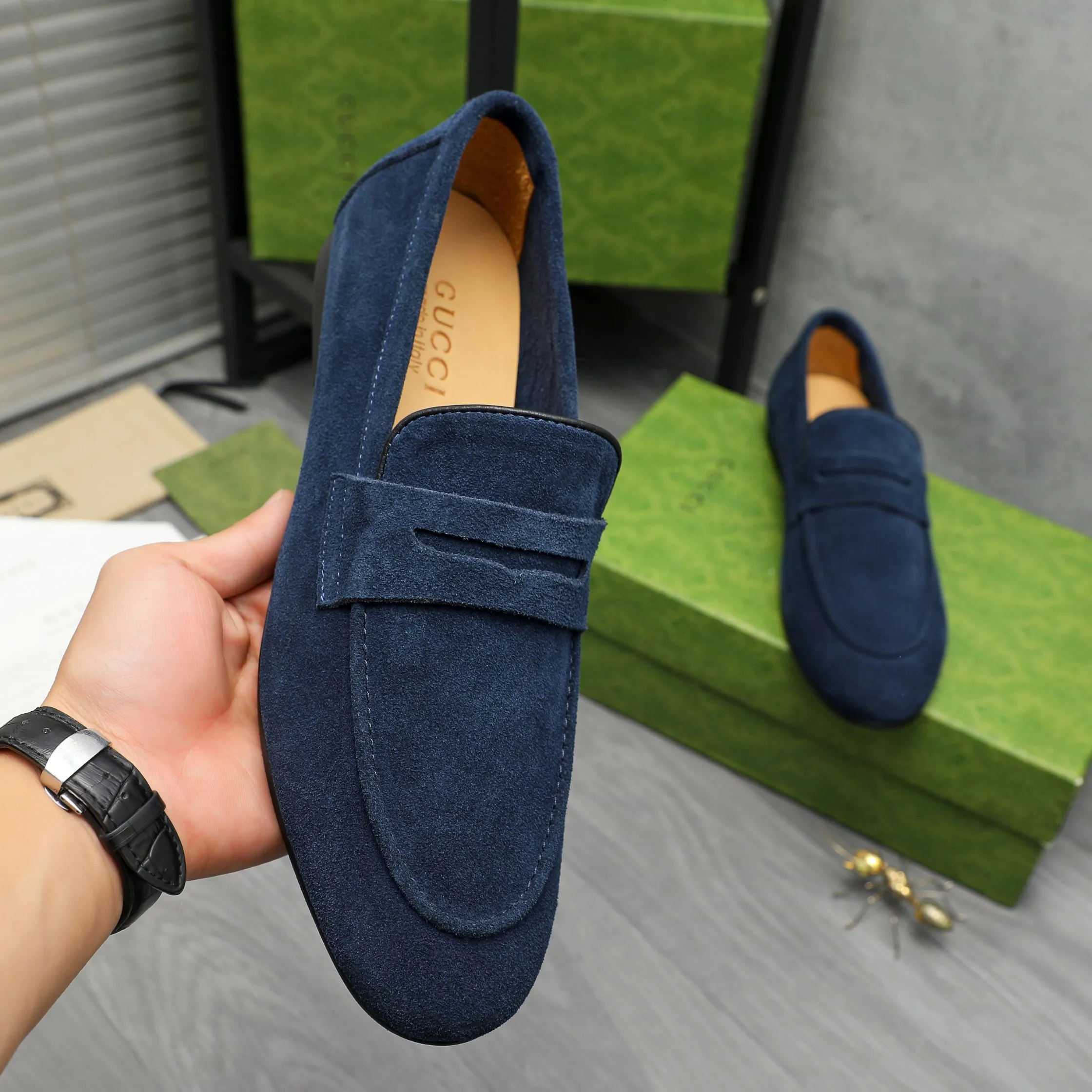 Men's shoes 💰p400 Product trademark: GUCCI "Gucci" business casual leather shoes Regular size: 38-46 (38.45.46 custom-made, non-returnable) Product materials: Selected suede cowhide upper, cowhide lining, original rubber outsole